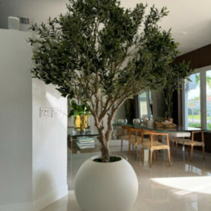 Olivo artificial en maceta beige mate