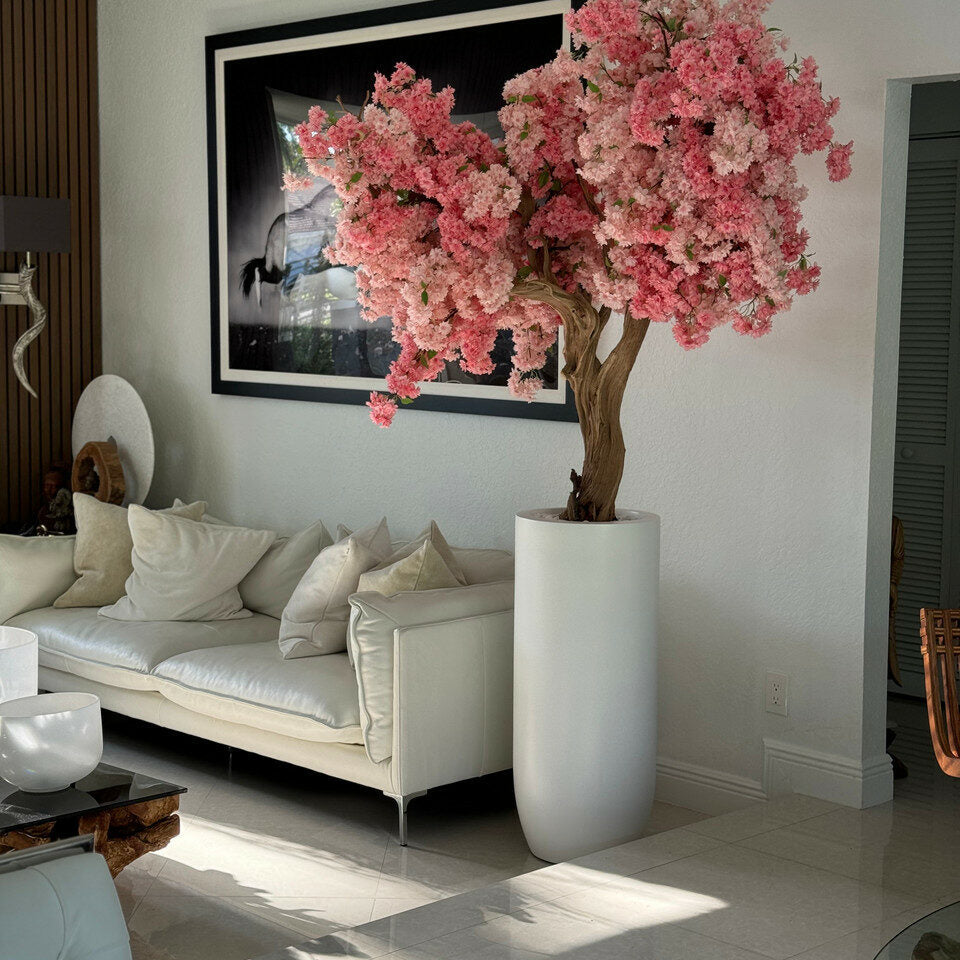 Árbol de cerezo personalizado con flores rosas en maceta St. Tropez blanca mate