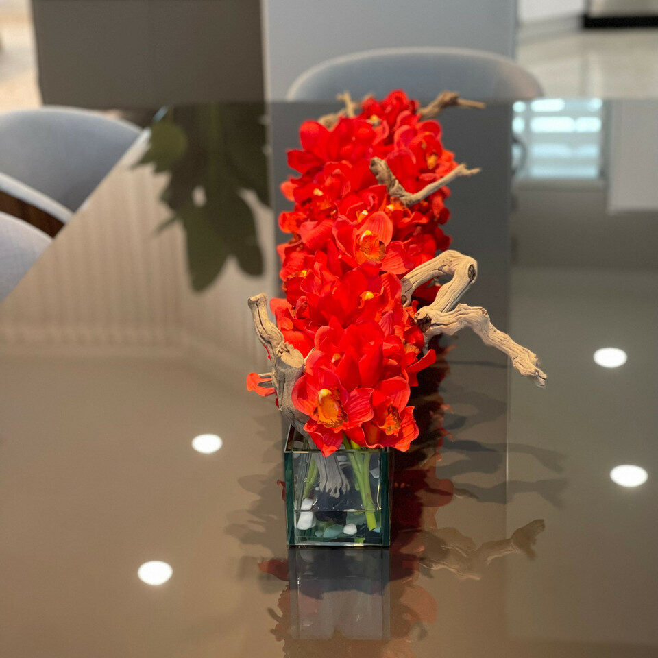 Jarrón de vidrio Casa Moderna con orquídeas Cymbidium rojas – 122 cm