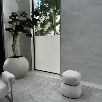 Árbol bonsái artificial en maceta esférica beige satinada – 180 cm